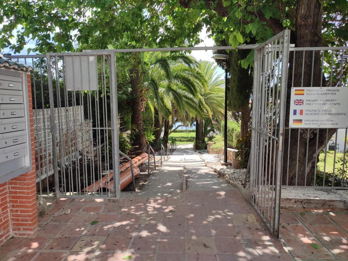 Ferienwohnung Turisstiko La Roca Chica 2 Torremolinos Exterior foto